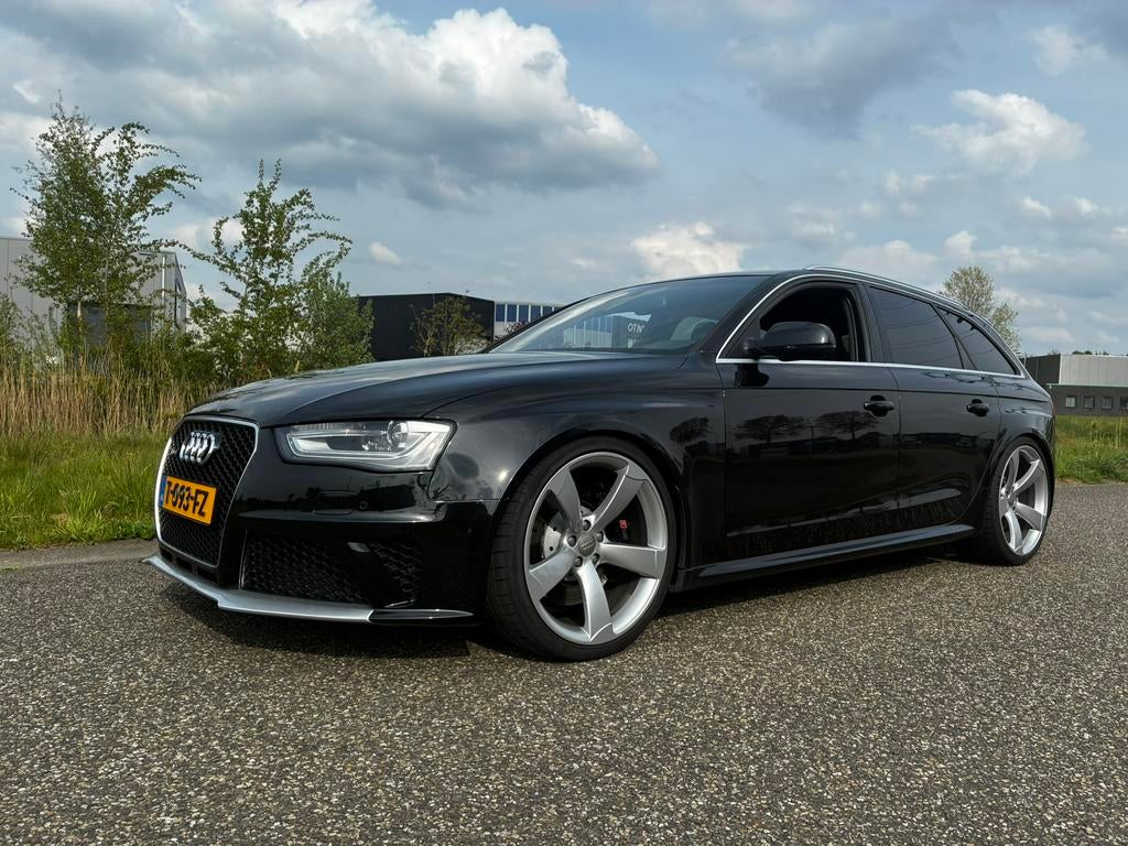 Audi RS4