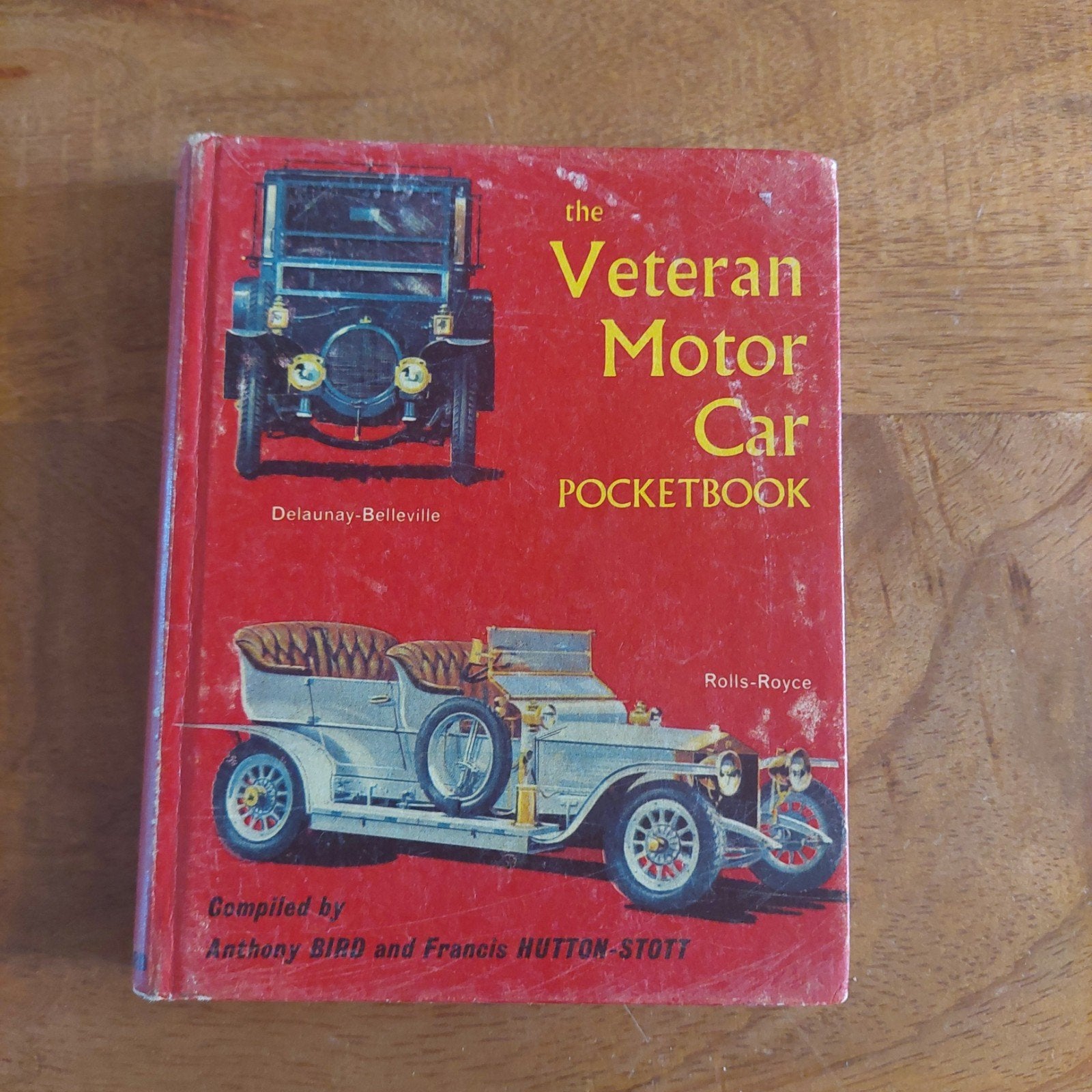 The Veteran Motor Car Pocketbook - Klassieke Auto's, Boeken, Ophalen of Verzenden, Gelezen, Anthony Bird en Francis Hutton-Stott