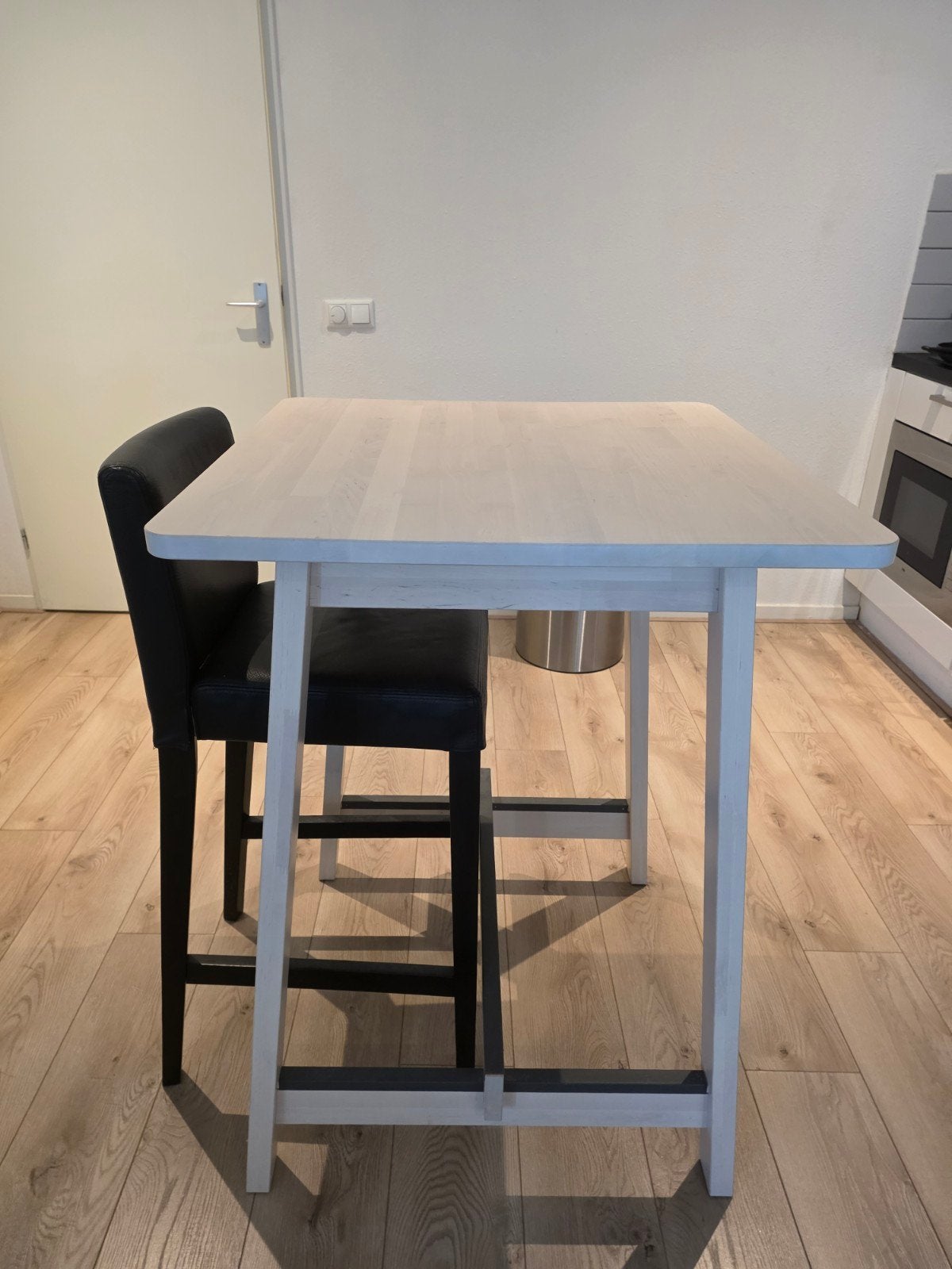 IKEA NORRÅKER bartafel + IKEA HENRIKSDAL barkruk (leer), Gebruikt, 60 tot 90 cm, Leer, Ophalen of Verzenden