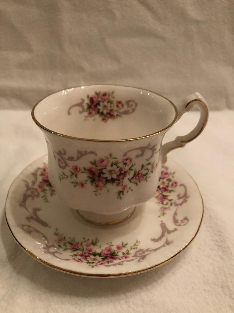 2 kop en schotels "Paragon", Ophalen of Verzenden, Zo goed als nieuw, Overige stijlen, Kop(pen) en/of Schotel(s)