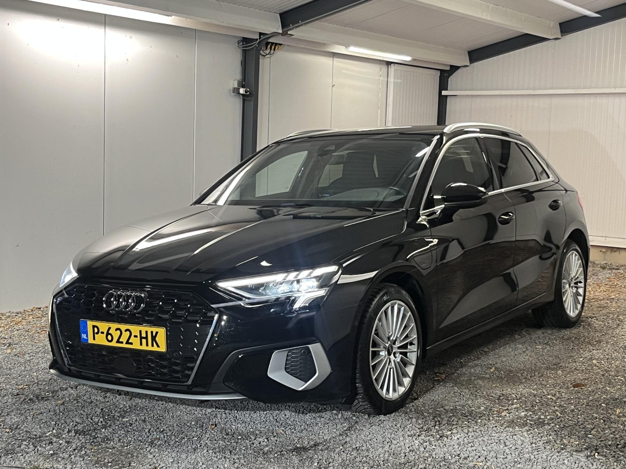 Audi A3 Sportback 40 TFSI e Business ed. 204pk 2021 VIRTUAL, Stof, Gebruikt, 4 cilinders, 1535 kg