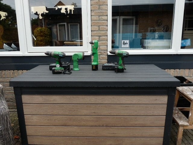 Hitachi accu schroef / boor machines 12 v met accu 3 Ah set, Ophalen of Verzenden, Gebruikt, Boor- en Schroefmachine
