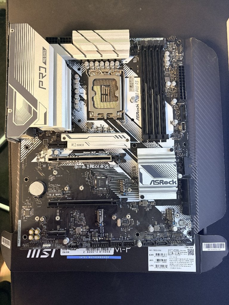ASRock Z790 Pro RS, LGA 1700, Gebruikt, Ophalen of Verzenden, ATX
