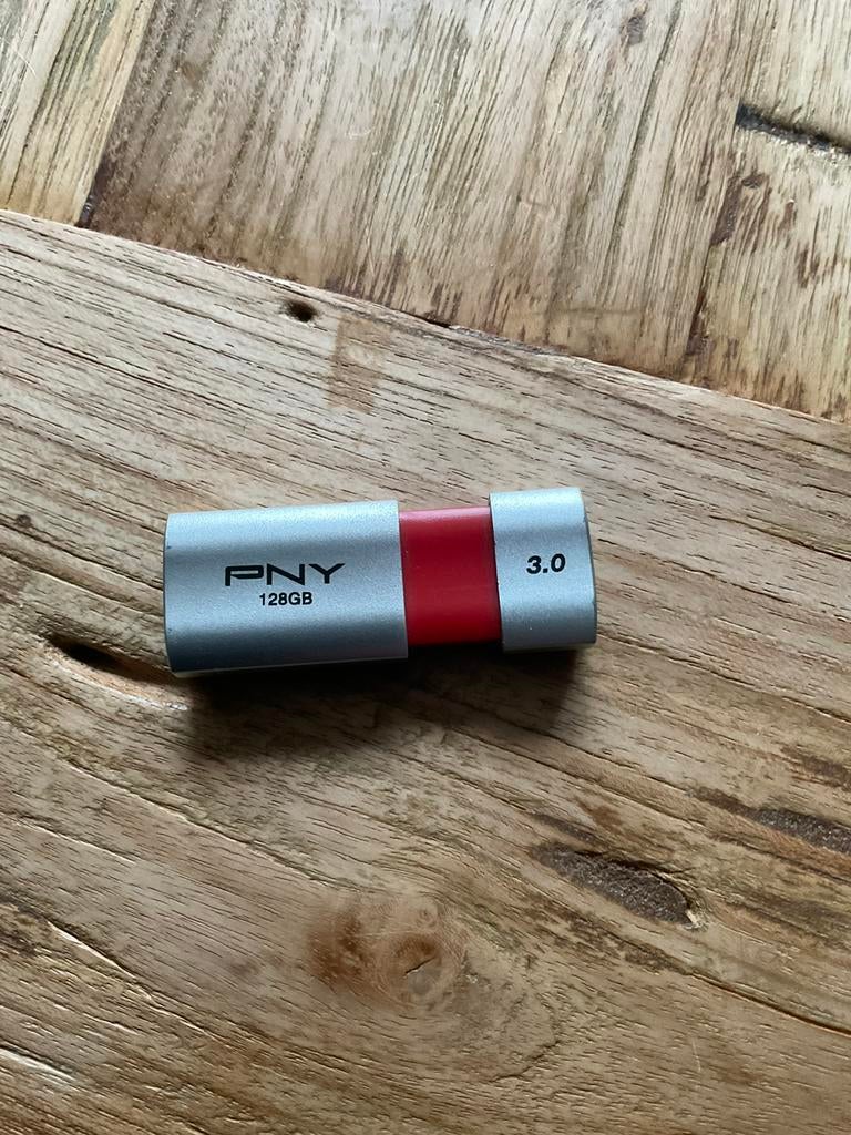 USB Stick 128 GB. 3.0, Ophalen of Verzenden, Zo goed als nieuw, 128 GB
