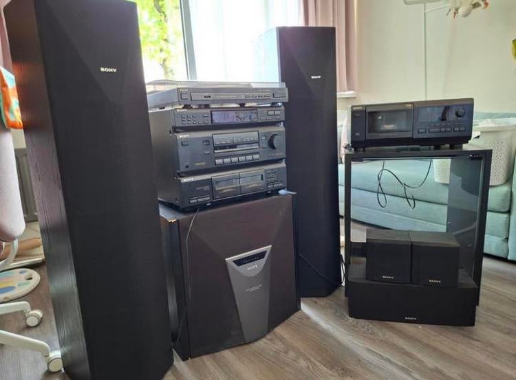 Gevraagd defecte tv en audio apparatuur. Brabant/Zeeland, Audio, Tv en Foto, Ophalen, Niet werkend, Overige merken, Overige spelers