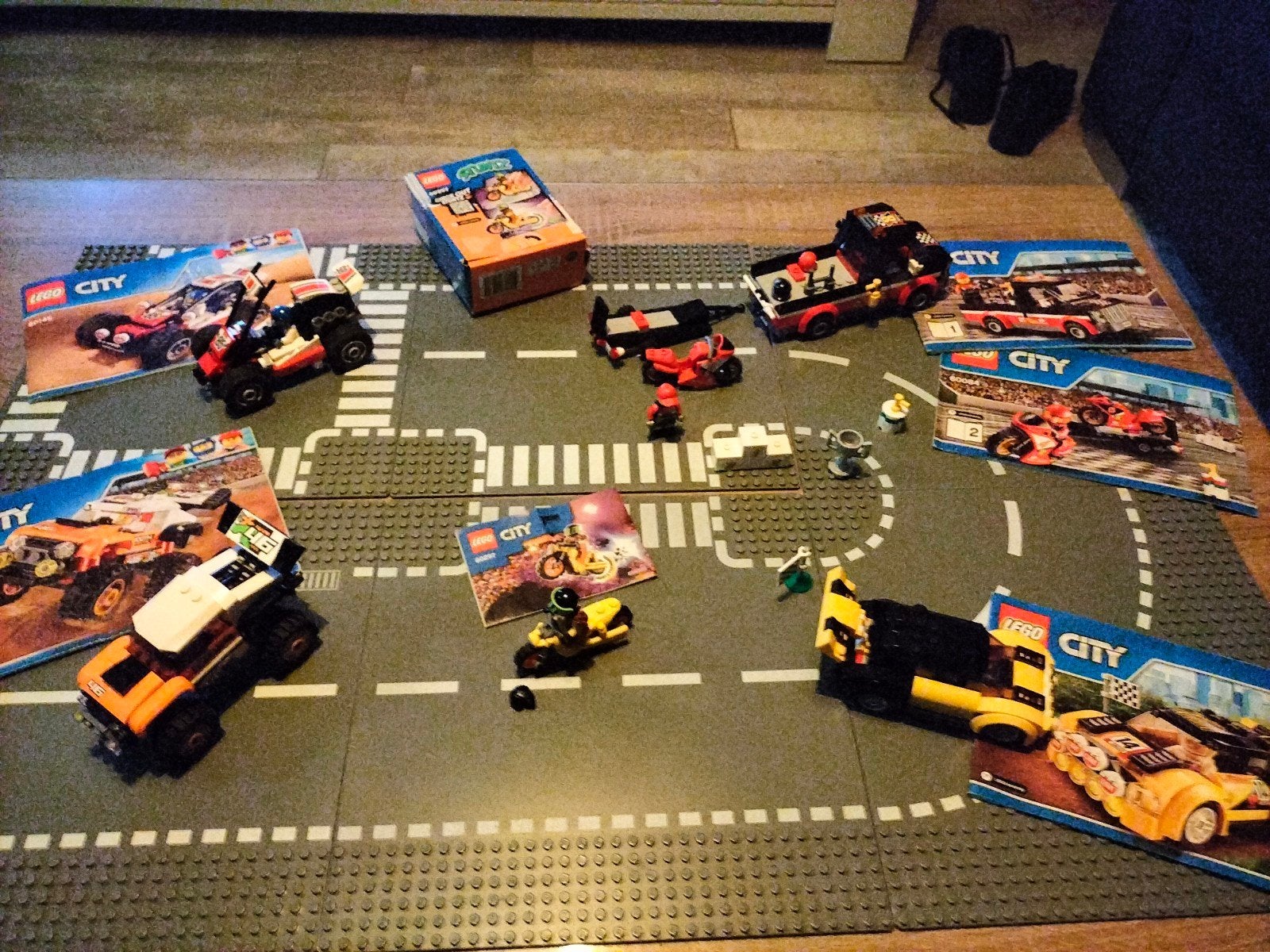 Veel lego, zonder de wegdelen, Kinderen en Baby's, Speelgoed | Duplo en Lego, Overige thema's, Lego, Ophalen of Verzenden, Zo goed als nieuw