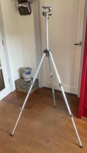 Velbon Statief VE3, Ophalen of Verzenden, Zo goed als nieuw, Minder dan 150 cm, Driepoot