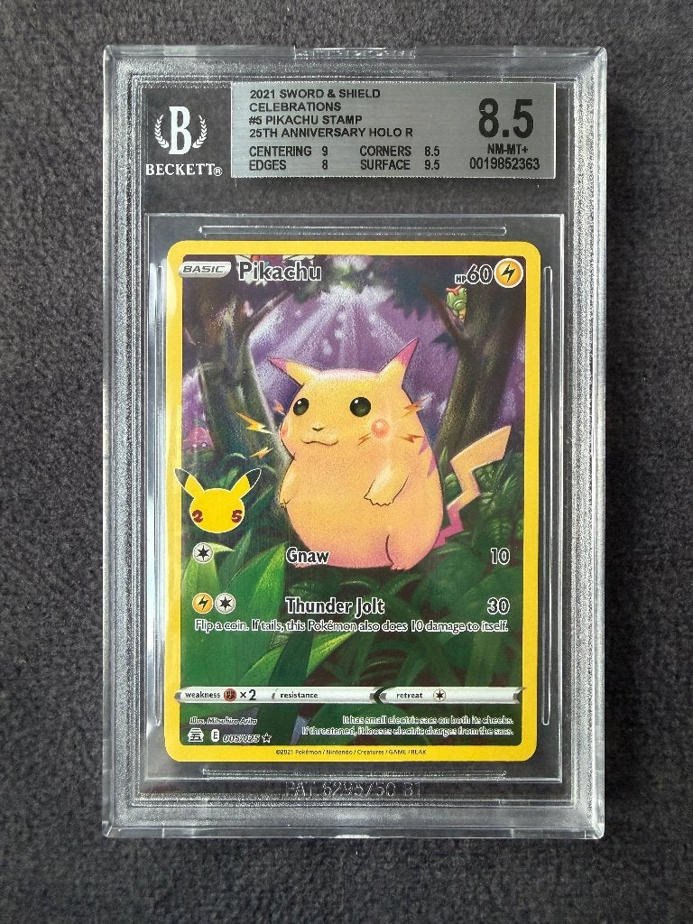 Pokemon Pikachu #5, Ophalen of Verzenden, Zo goed als nieuw, Losse kaart
