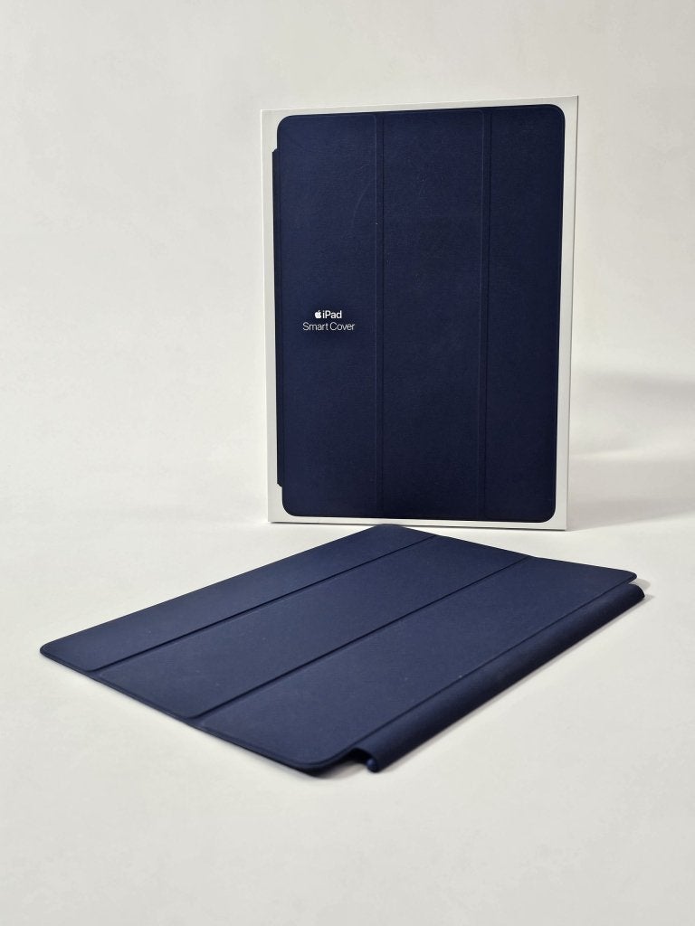 Apple Smart Cover - Deep Navy - iPad 10.2 / Air 3 / Pro 10.5, Apple Distribution International, Contactus.ie@euro.apple.com, Hollyhill Industrial Estate 23, YK84 Cor, Ierland