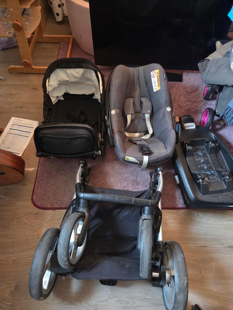 Mutsy kinderwagen met Maxi-Cosi autostoel en base, Ophalen, Gebruikt, Isofix, 0 t/m 13 kg