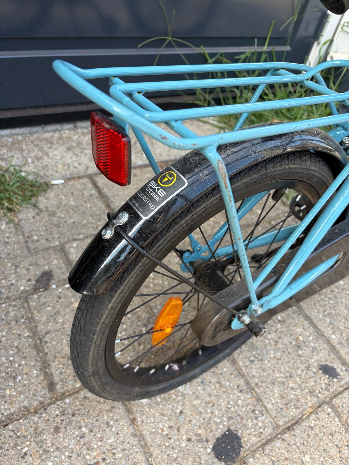 Kinderfiets 16 inch - Blauw met bagagedrager, Fietsen en Brommers, Fietsen | Kinderfietsjes, Ophalen, Gebruikt, Velgrem, 16 tot 20 inch