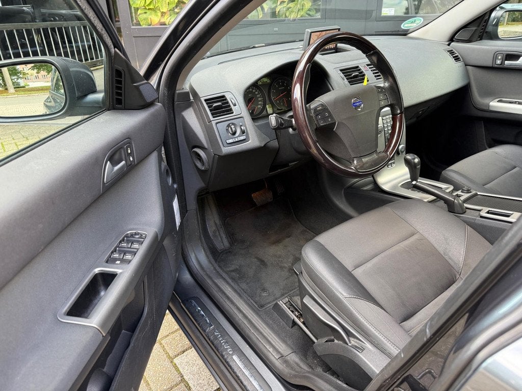 Volvo V50 2.4 Momentum | 2009 | Automaat | Youngtimer |, Auto's, Volvo, Gebruikt, Leder en Stof, 11 km/l, 2435 cc