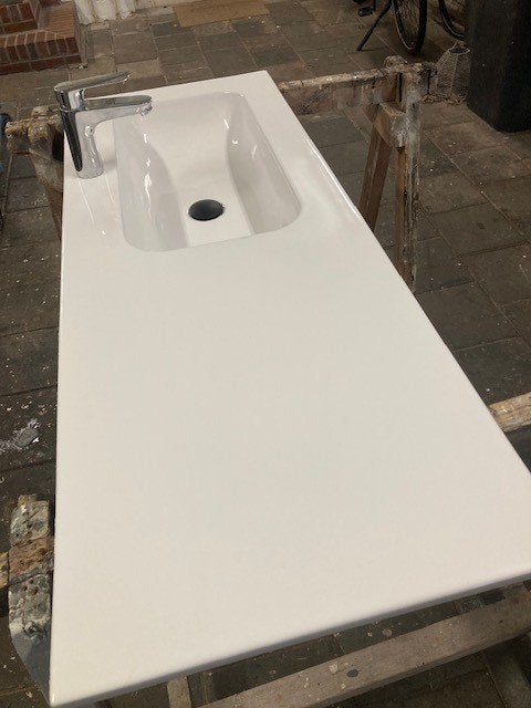 wastafel, Ophalen, Gebruikt, 100 tot 150 cm, 25 tot 50 cm