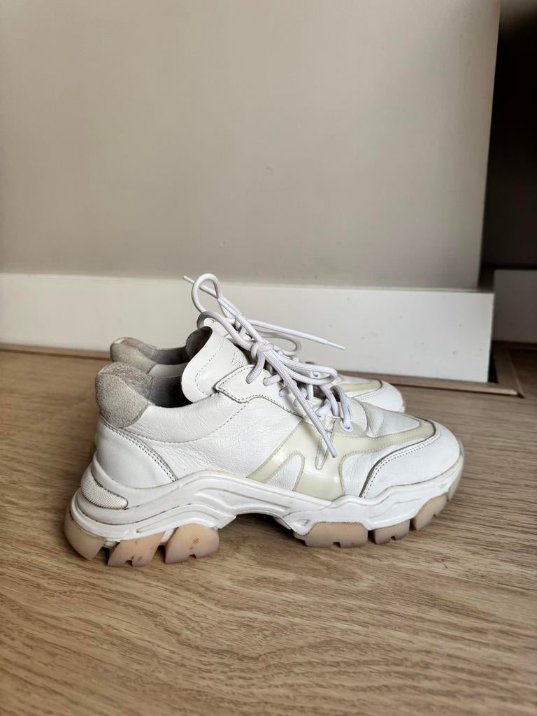 Witte Bronx leren sneakers maat 37, Kleding | Dames, Schoenen, Wit, Ophalen of Verzenden, Sneakers of Gympen, Gedragen