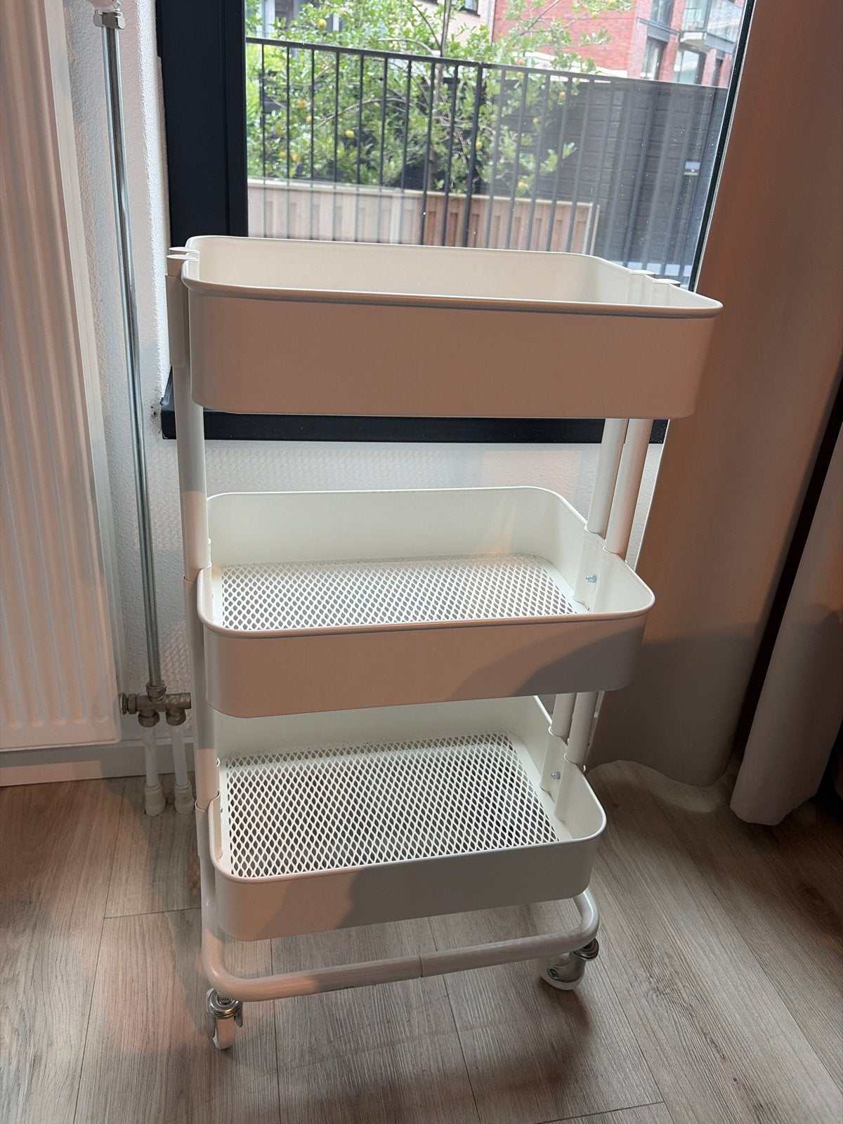 IKEA RÅSKOG Roltafel - Wit, 3 Niveaus, Huis en Inrichting, Kasten | Overige, Ophalen, Zo goed als nieuw