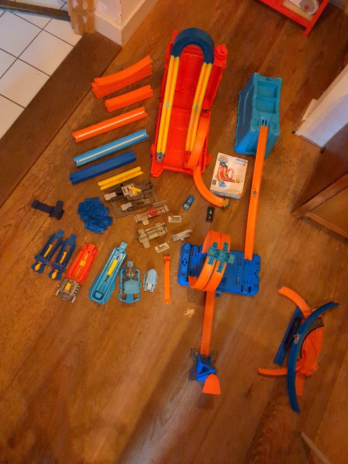 Hot wheels baan Track Builder, Kinderen en Baby's, Ophalen of Verzenden, Met looping, Racebaan, Gebruikt
