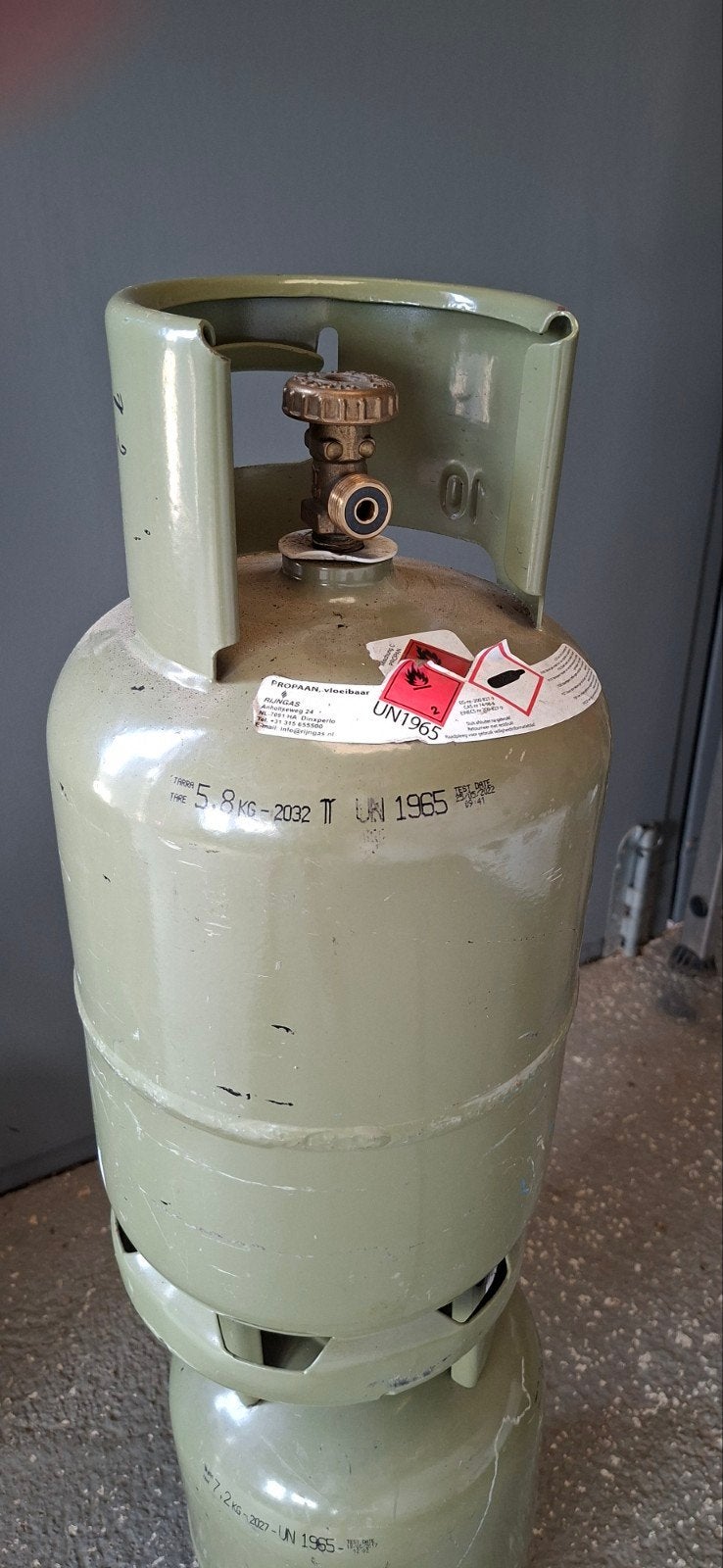 Volle 5 kg Gasfles, Ophalen