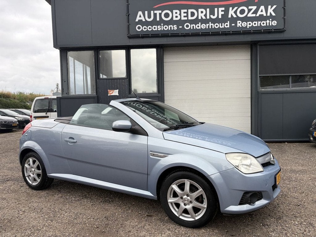 Opel Tigra TwinTop 1.4-16V Enjoy NIEUWE APK (bj 2005), Auto's, Opel, Voorwielaandrijving, 4 cilinders, Cabriolet, Blauw