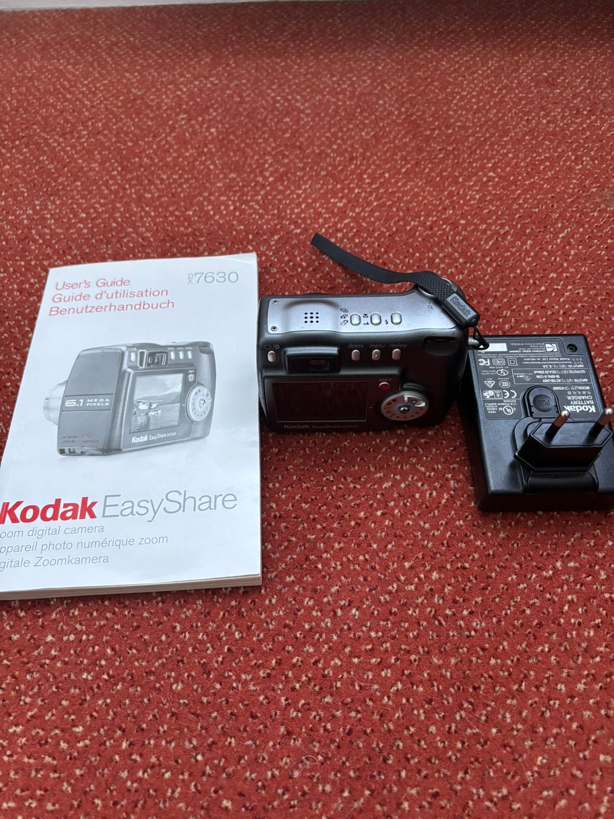 Kodak Easyshare videocamera met oplader, Mini dv, JVC, 20x of meer, Ophalen of Verzenden