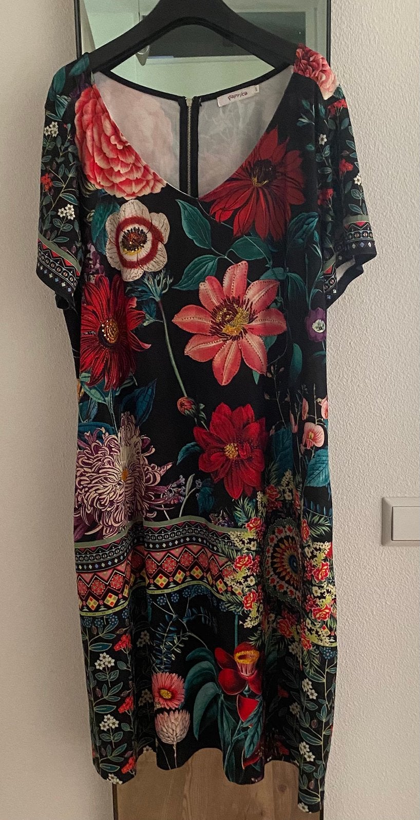 Paprika jurk maat L, Ophalen of Verzenden, Zo goed als nieuw, Onder de knie