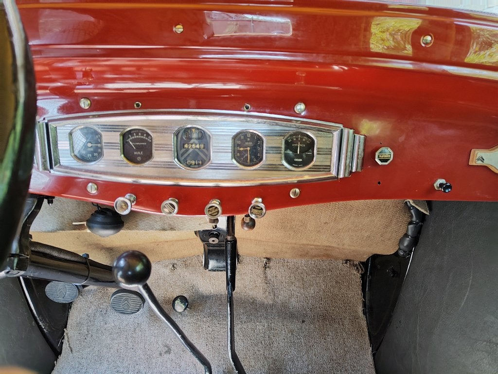 Citroën C4G Oldtimer 1931 Beige/rood/zwart, foto 10