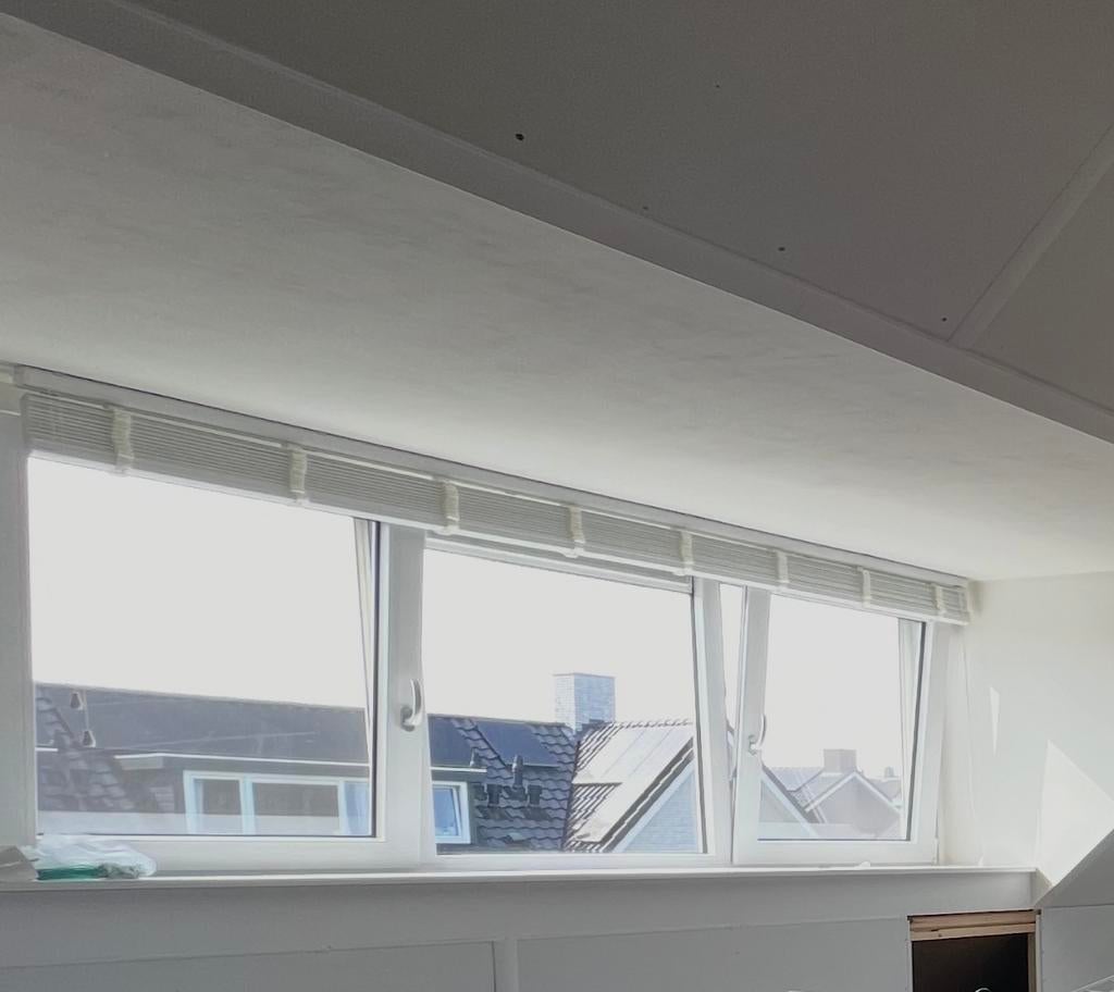 Veneta masterwood vinyl jaloezie Pure white 2438mm x 1150mm, Ophalen, Zo goed als nieuw