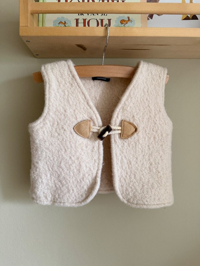 Wollen bodywarmer Louloúdi, Kinderen en Baby's, Ophalen of Verzenden, Zo goed als nieuw