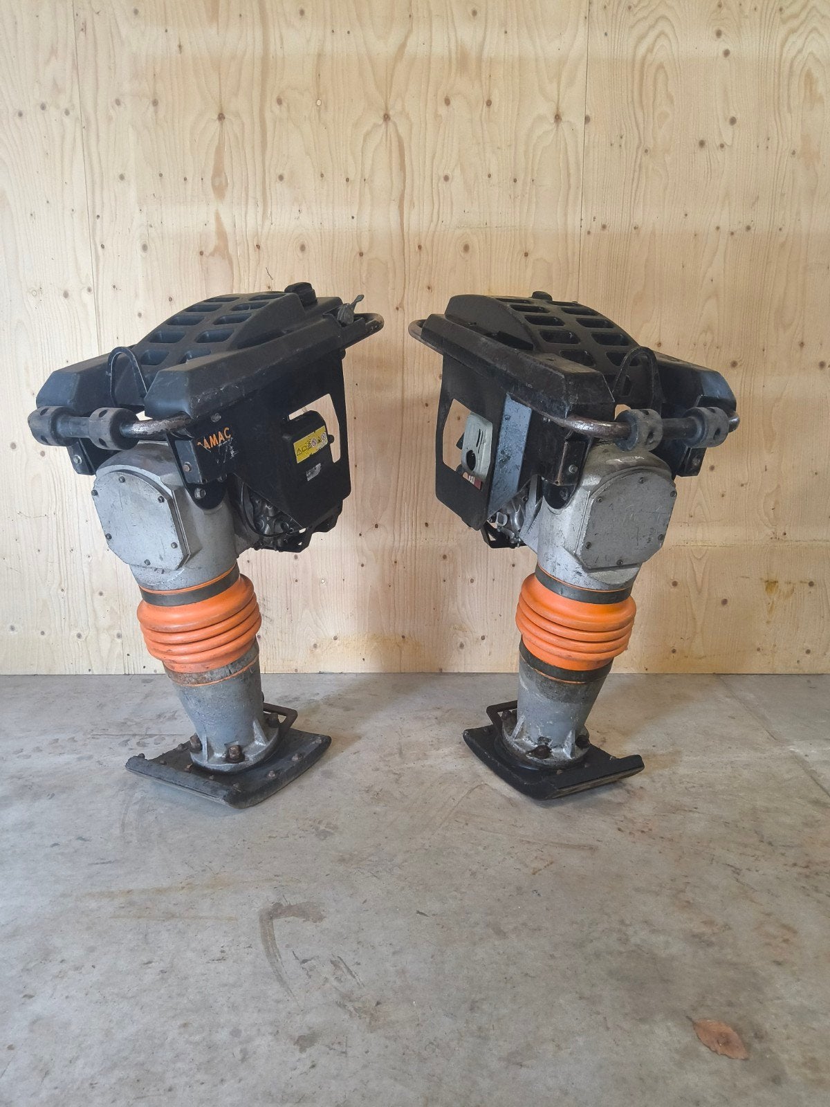 wacker stamper   samac, Ophalen, Gebruikt