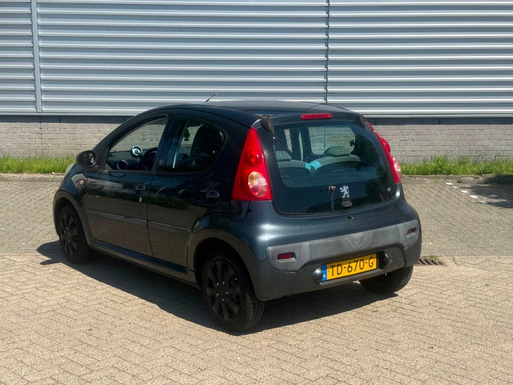 Peugeot 107 1.0-12V XR (INRUILKOOPJE), Auto's, Peugeot, Voorwielaandrijving, Stof, Gebruikt, Zwart