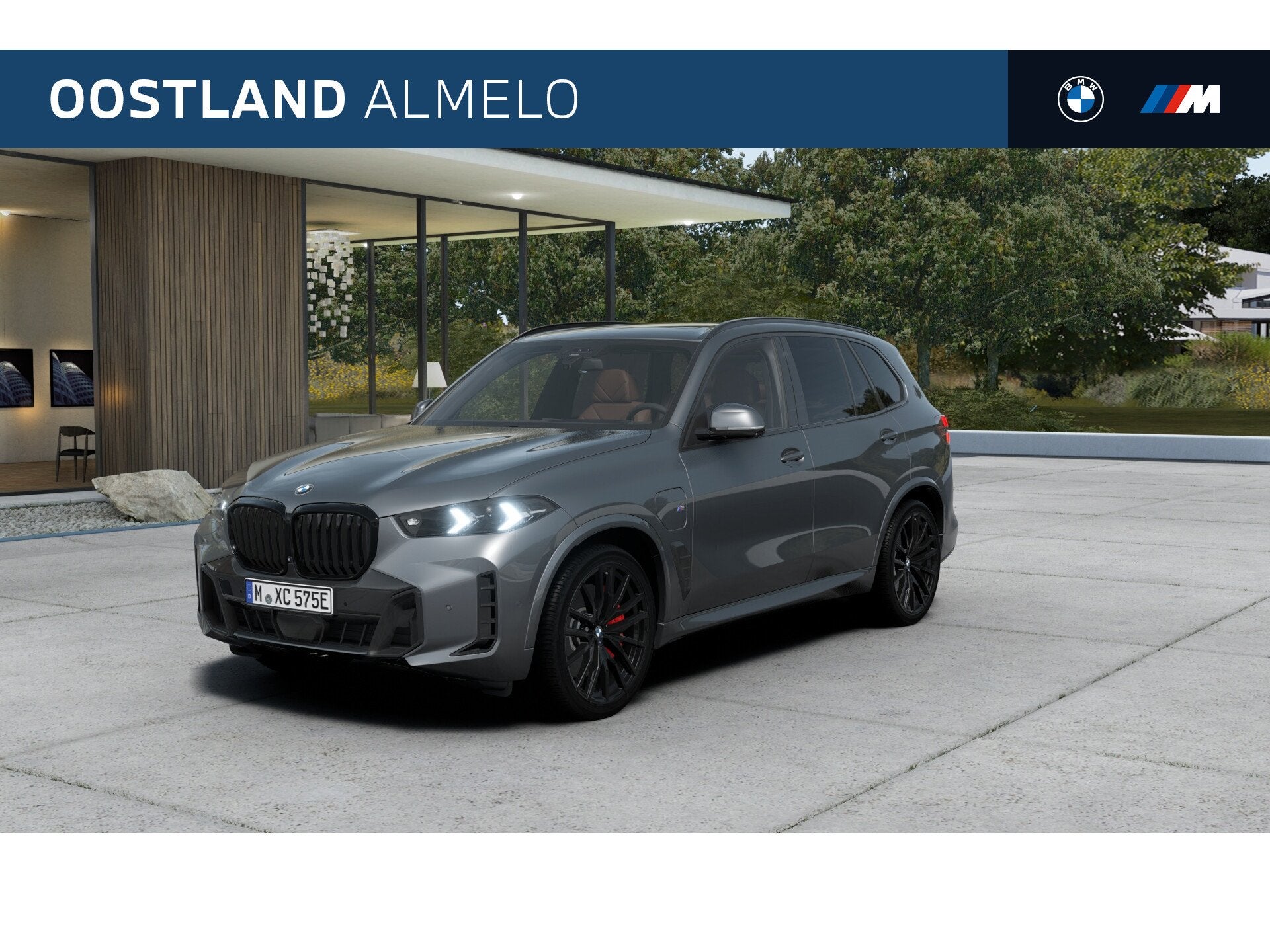 BMW X5 xDrive50e M Sport Automaat / Trekhaak / Panoramadak /, Auto's, Automaat, Dealer onderhouden, X5, 2395 kg