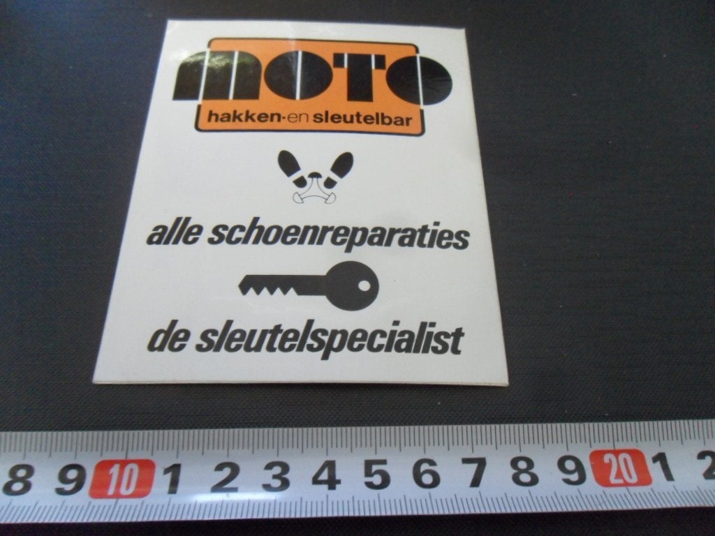 sticker MOTO hakken en sleutelbar, Ophalen, Zo goed als nieuw