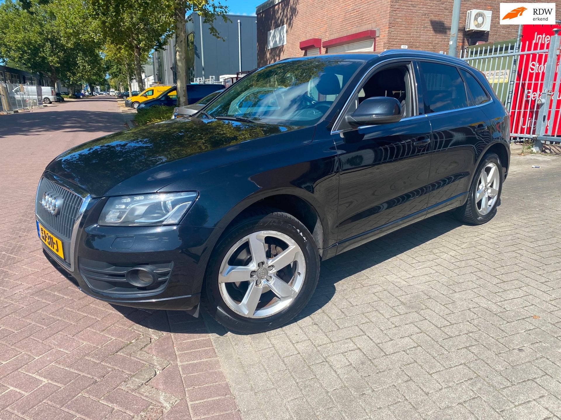 Audi Q5 2.0 TFSI quattro Pro Line / AC/ Navigatie/ PDC / APK, Auto's, Automaat, Euro 5, Gebruikt, Zwart