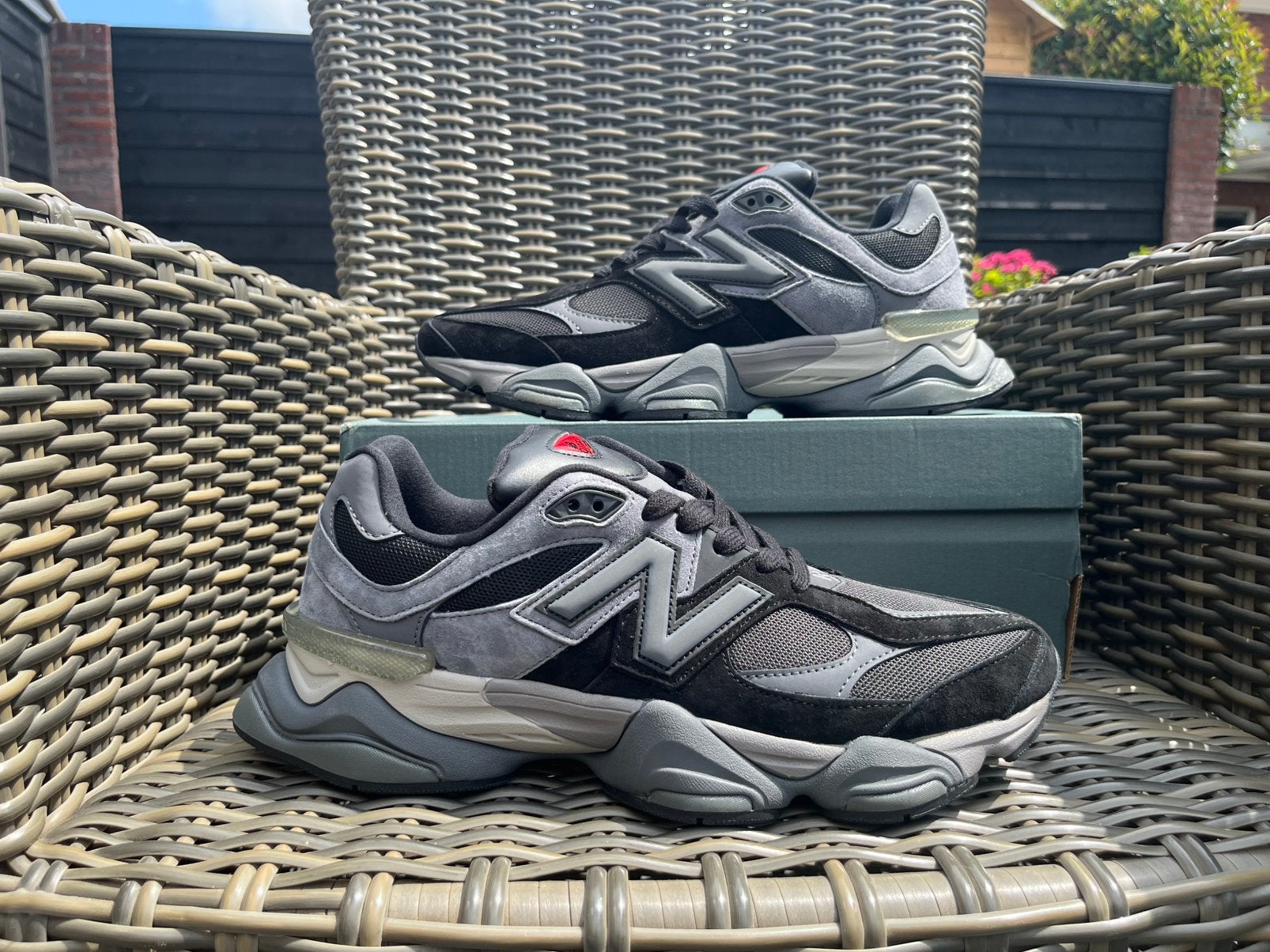 New Balance 9060 Castle Rock - NIEUW! - Maat 44 - ACTIE! -, Kleding | Heren, Verzenden, Zwart, Nieuw, Sneakers of Gympen