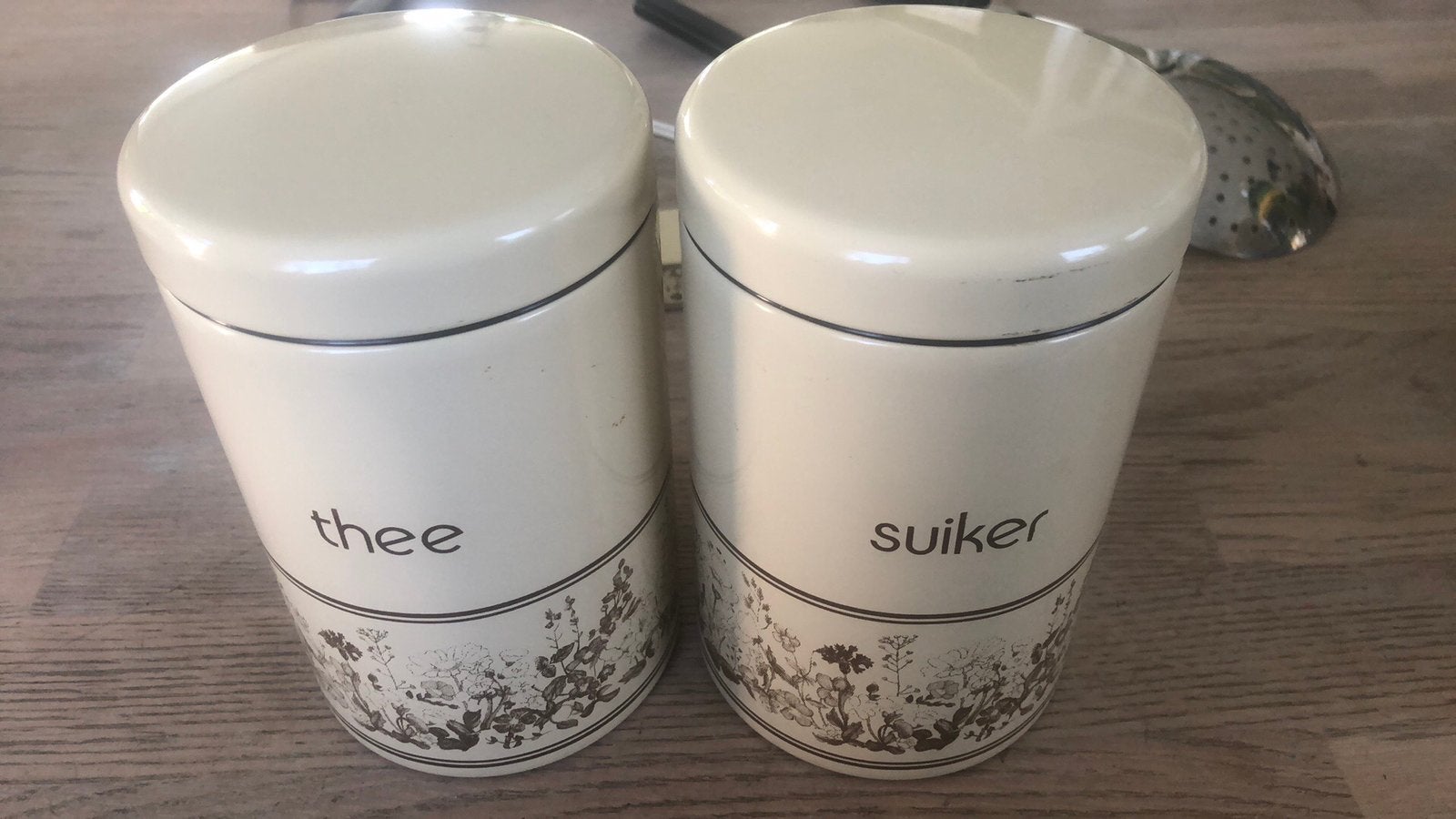 2 Brabantia voorraadbussen 17 cm hoog thee suiker, Ophalen of Verzenden