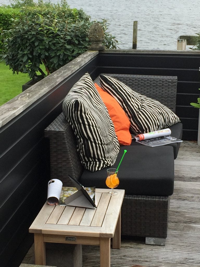 Zwarte waterafstotende out/indoor kussens met rits., Tuin en Terras, Ophalen, Gebruikt