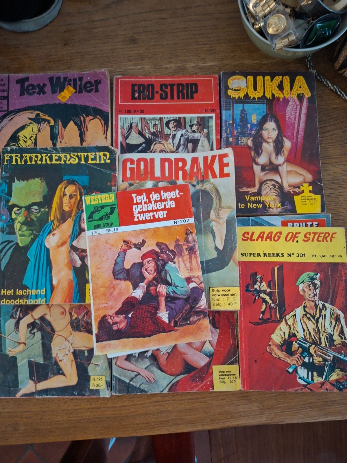 Ero stripboekjes army strip jacula skelet frankenstein, Boeken, Meerdere stripboeken, Verzenden, Gelezen