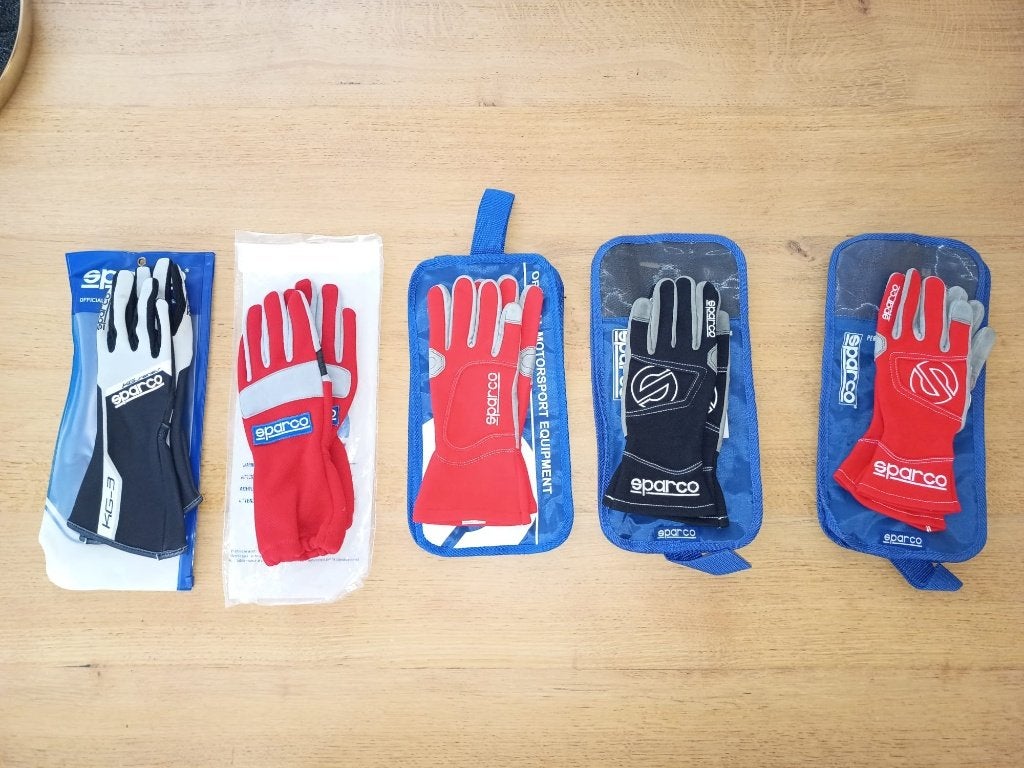 Sparco handschoenen + overall - NIEUW, Sport en Fitness, Karting, Ophalen of Verzenden, Nieuw, Kleding of Schoenen