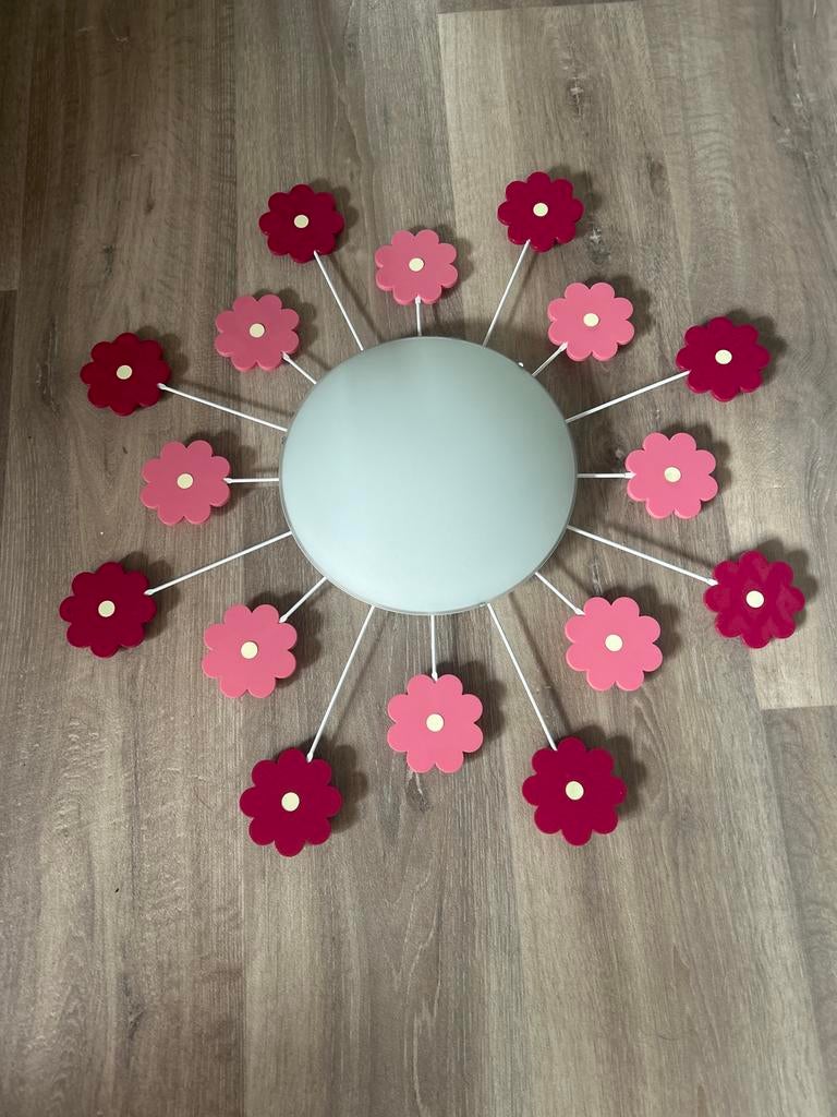 Leuke bloemenlamp voor kinderkamer, Ophalen, Gebruikt
