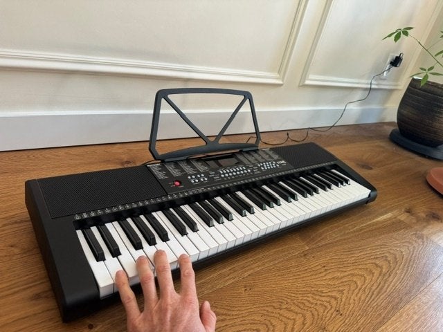 Foto 2 van MAX Music KB4 elektronisch keyboard (Zo goed als nieuw!!!)
