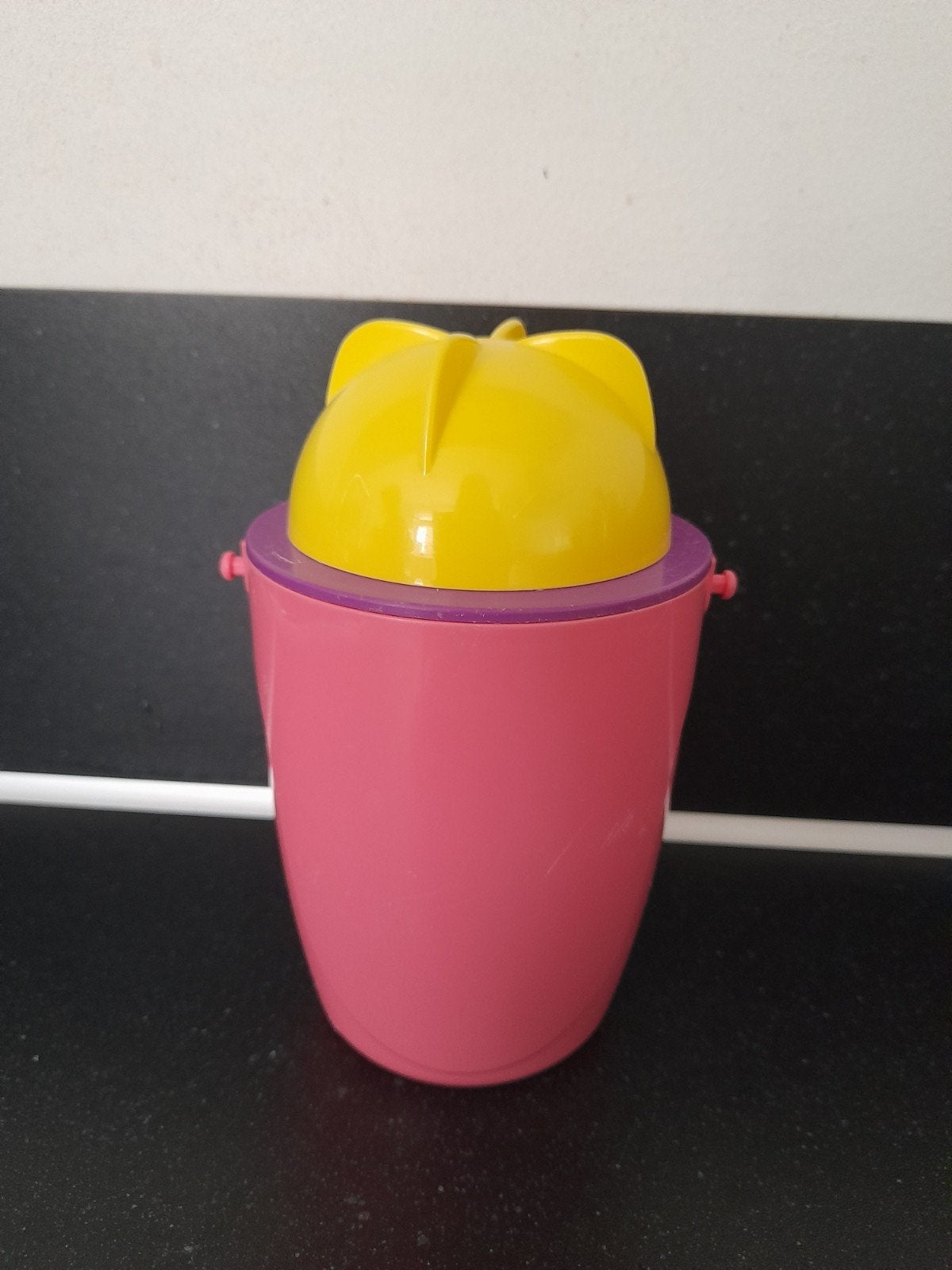 Fles 460 ml Tupperware, Ophalen of Verzenden, Gebruikt, Geel, Beker of Kan