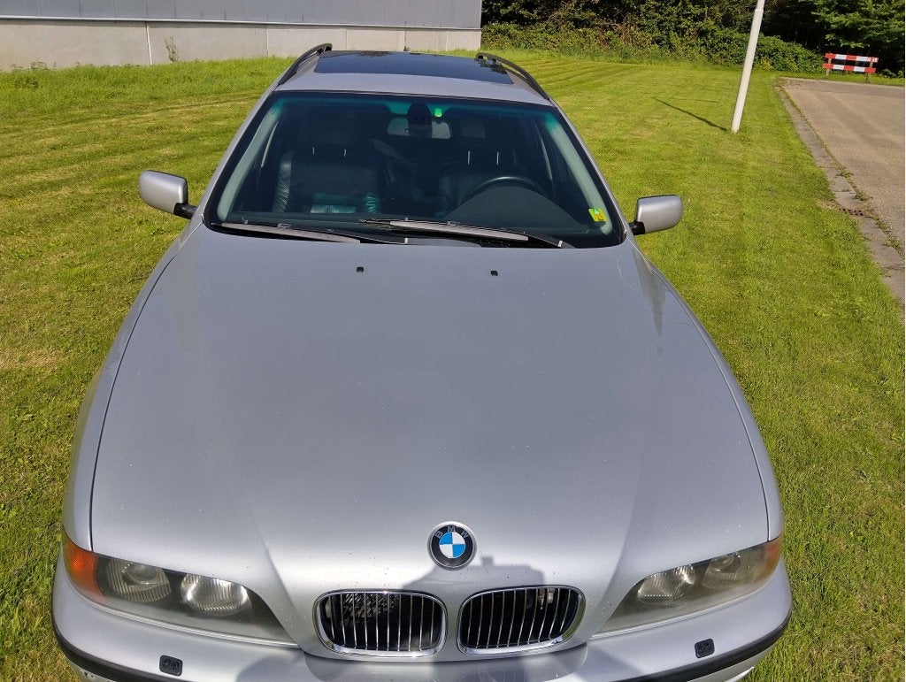 BMW 5-serie Touring - 540i Executive 1999 auto. i.z.g.st., foto 2