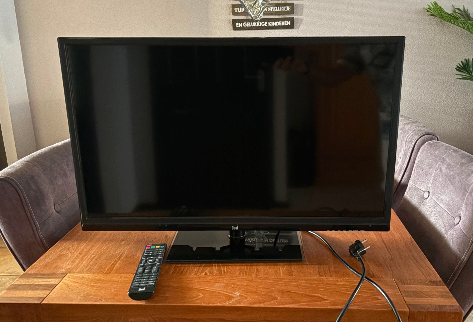 Dual 32 inch LED TV - DL-TQL32R1-002, 50 Hz, HD Ready (720p), 80 tot 100 cm, Ophalen