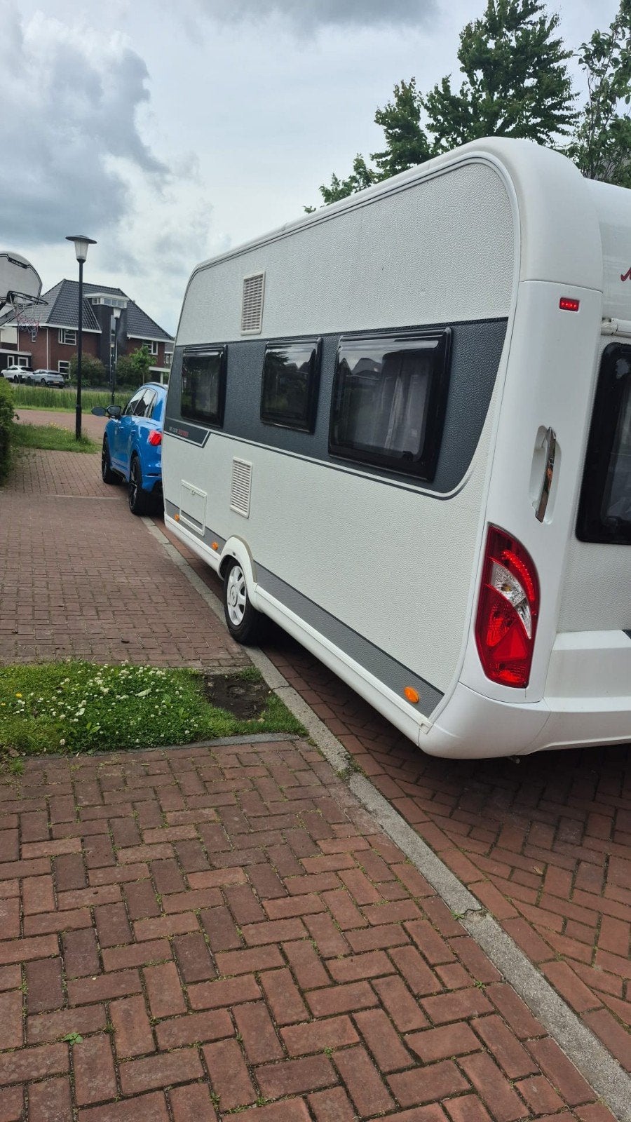 Hobby 460 De Luxe Edition 2017 met Airco, Mover, Luifel, Vast bed, Rondzit, Hobby, Particulier