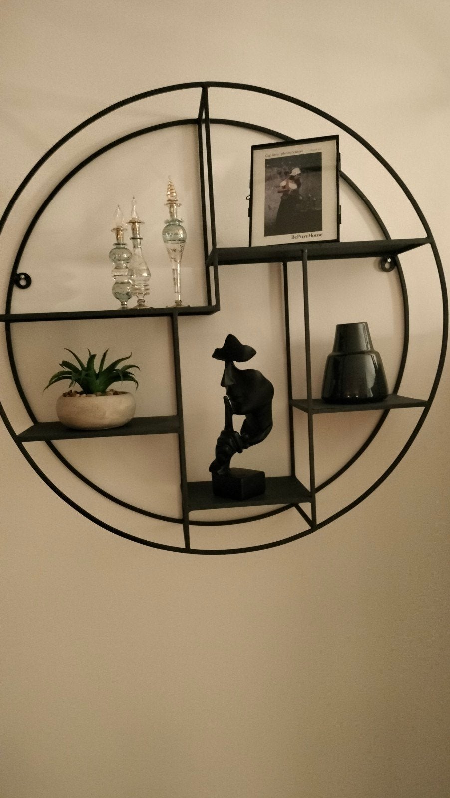 Zwart metalen ronde wandplank - Modern design, Ophalen, Zo goed als nieuw