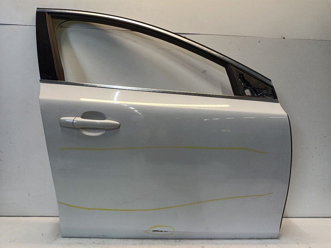Portier rechts voor Volvo V40, Auto-onderdelen, Carrosserie en Plaatwerk, Onderdelen@venauto.nl, Van der Ven Autorecycling B.V.