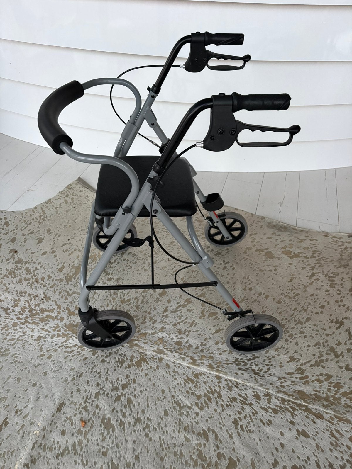 Lightgewicht rollator, Ophalen, Lichtgewicht, Gebruikt