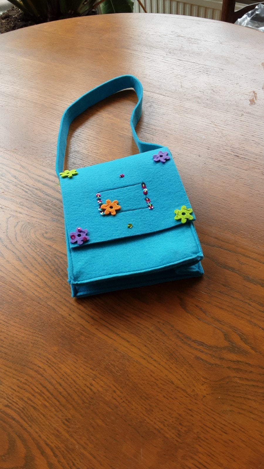 Blauw kinder tasje met bloemetjes en kraaltjes, Ophalen of Verzenden, Gebruikt, Onbekend