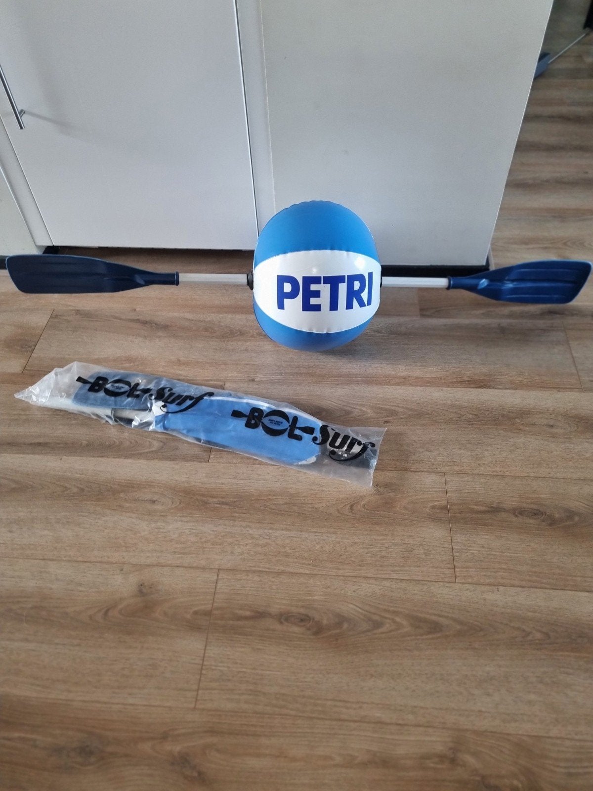 PETRI Waterspeelset: Peddel met vaste Opblaasbare Bal, Ophalen of Verzenden, Nieuw