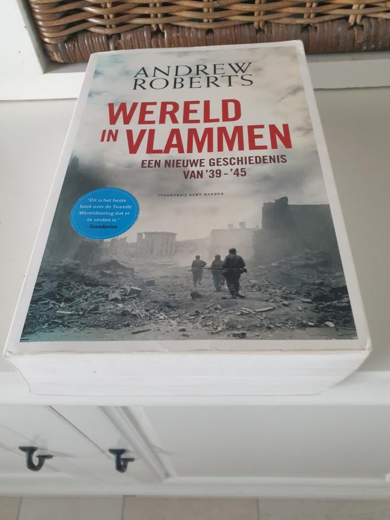 Andrew Roberts - Wereld in vlammen, Boeken, Ophalen of Verzenden, Gelezen, Luchtmacht