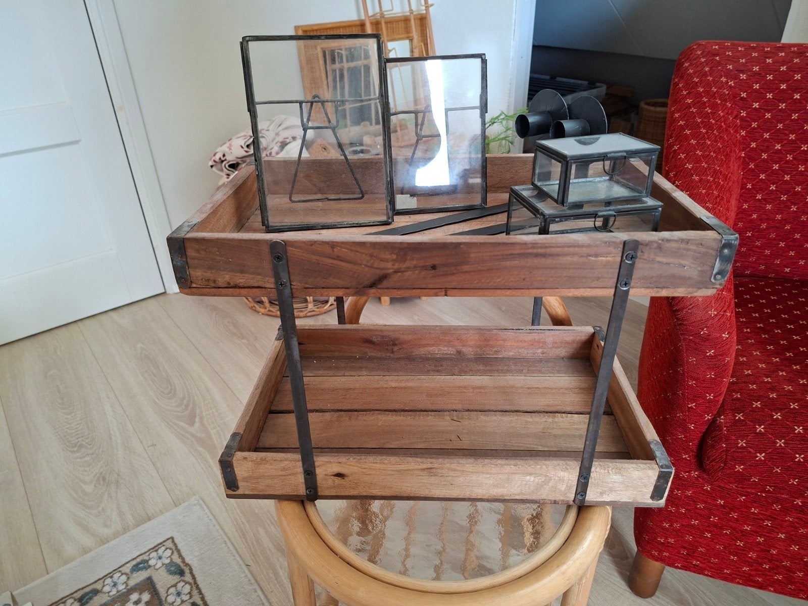 Ib Laursen decoratie set: houten etagere, fotolijstjes, thee, Ophalen of Verzenden